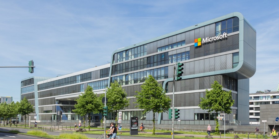 Microsoft's Windows 10 Exit: A Potential E-Waste Surge and Golden Opportunities Microsoft's Windows 10 Exit: A Potential E-Waste Surge and Golden Opportunities